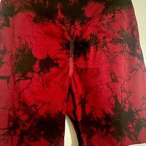 Leggings, workout, butt lifting, burgundy, size L.